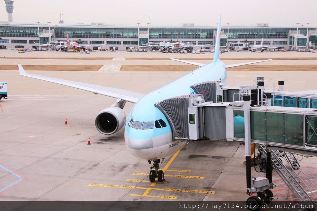 大韓航空 Korean Air KE692/KE693 台北桃園TPE<>首爾仁川ICN 飛行經驗與飛機餐分享